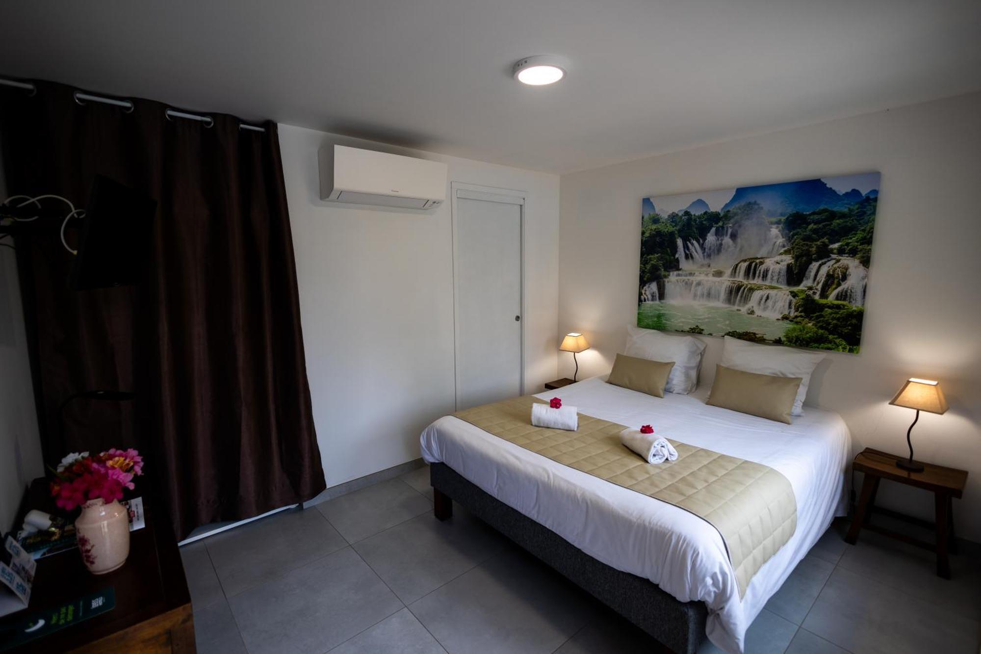 Logis Des Cretes De Pignols Hotell Moissac Eksteriør bilde