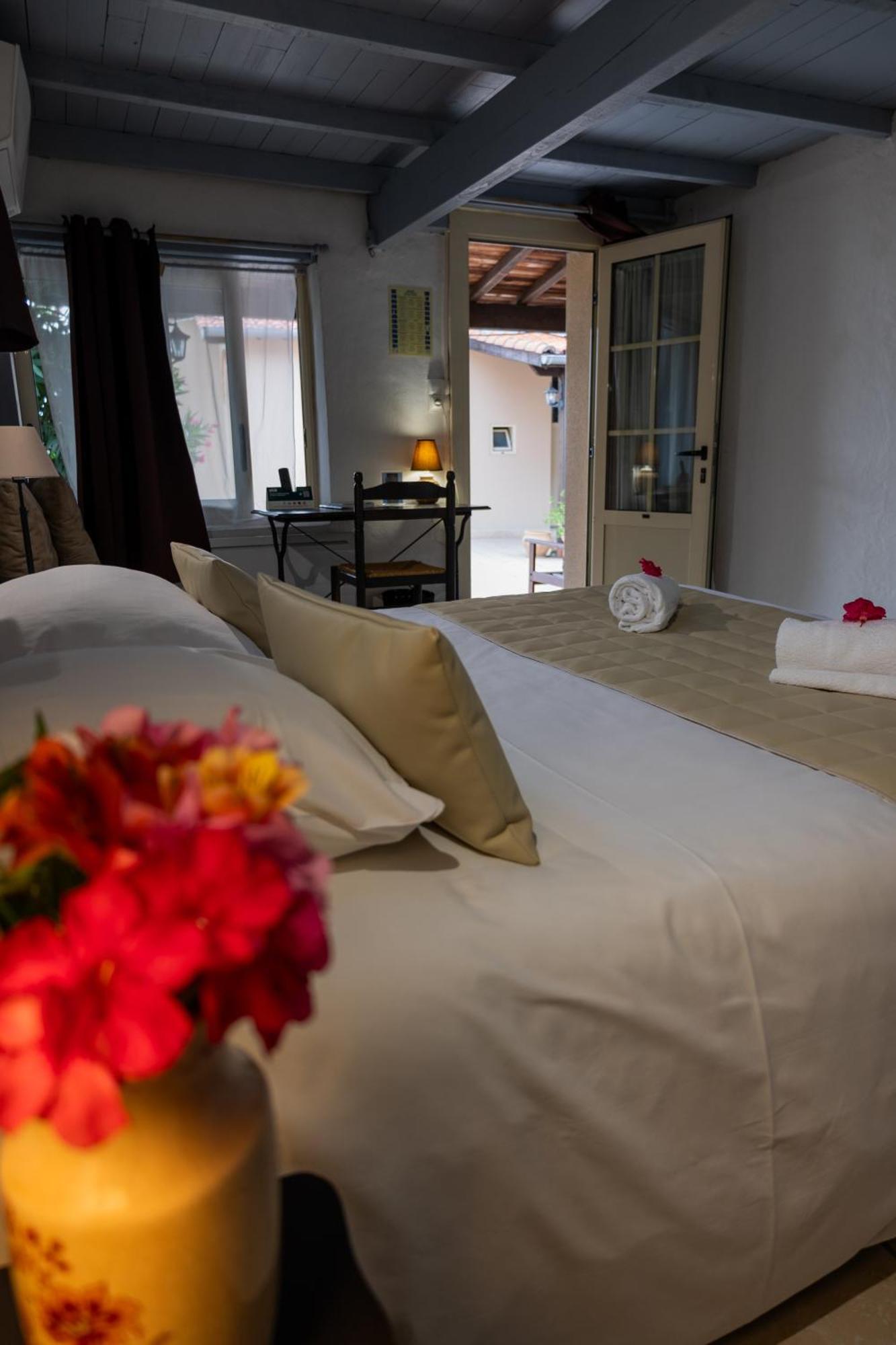 Logis Des Cretes De Pignols Hotell Moissac Eksteriør bilde